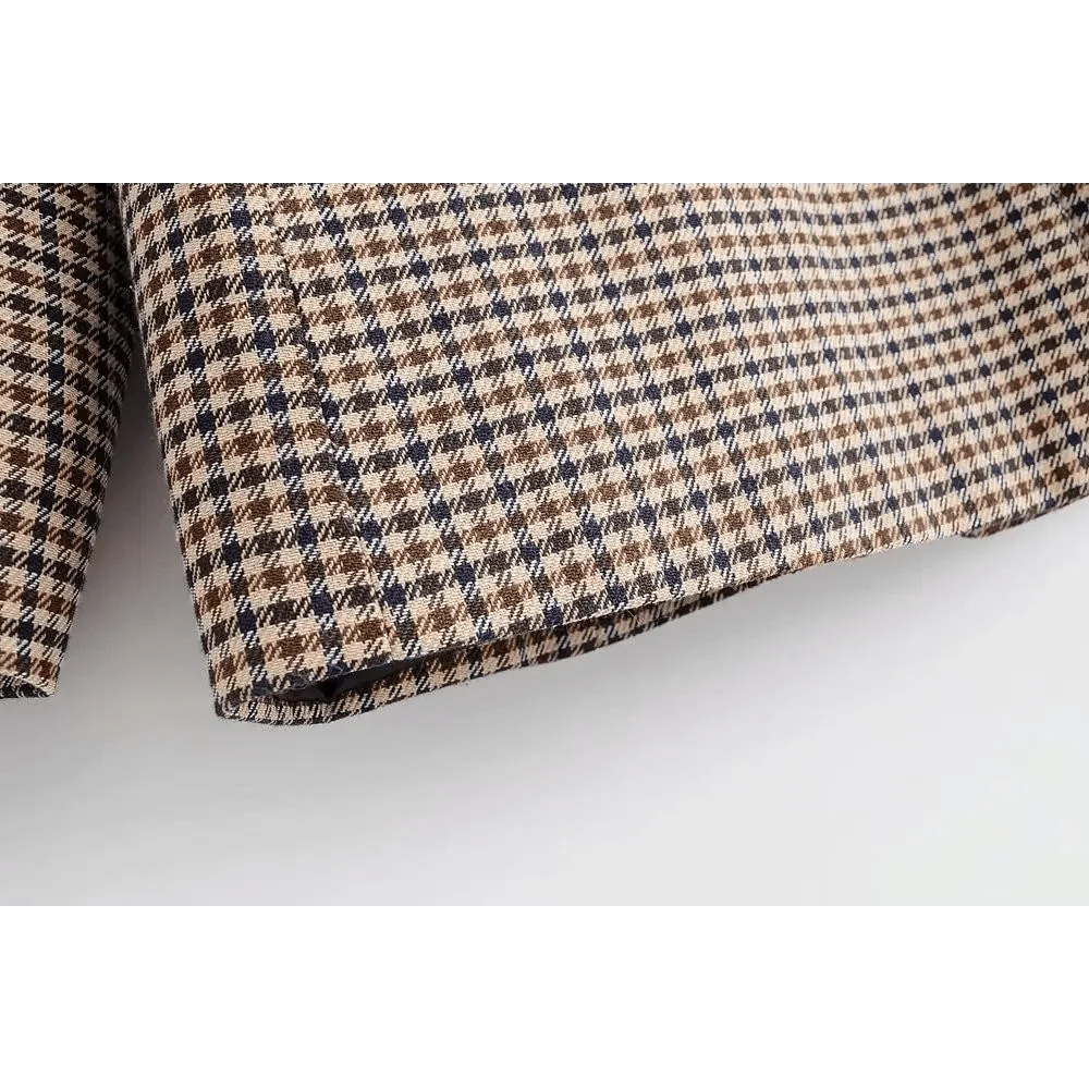 Stevvex women's plaid blazer fabric close-up beige brown houndstooth pattern on Tampa Home & Garden Store