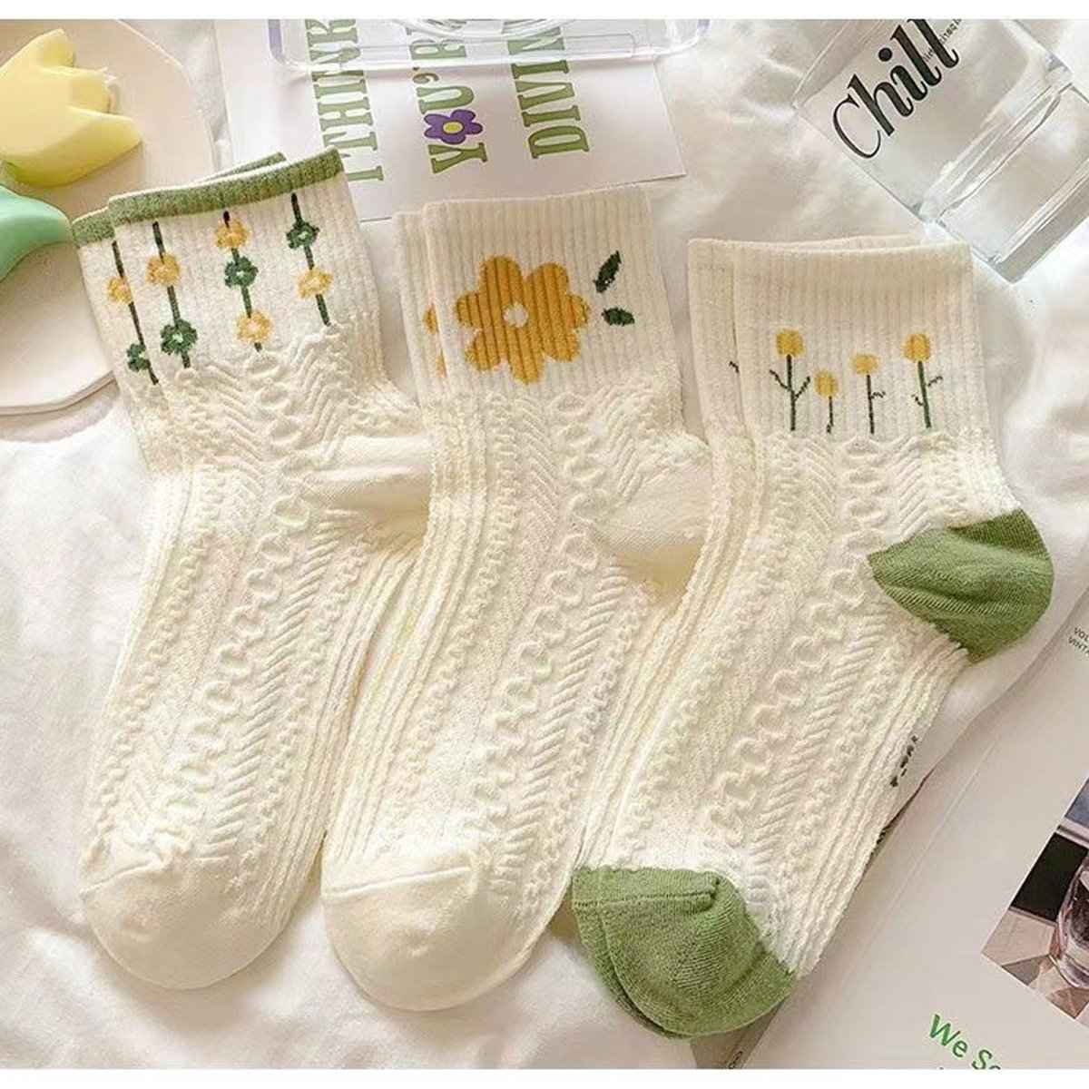 Shaketea women's floral cotton crew socks, white with yellow flowers and green toes, 5-pair set, US 6–10 on Tampa Home & Garden Store