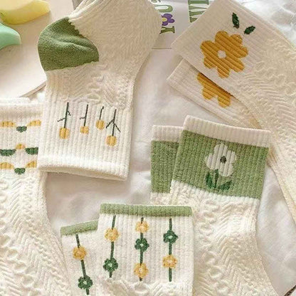 Women’s cotton crew socks, set of 5 white pairs with green-yellow accents, US size 6–10 on Tampa Home & Garden Store