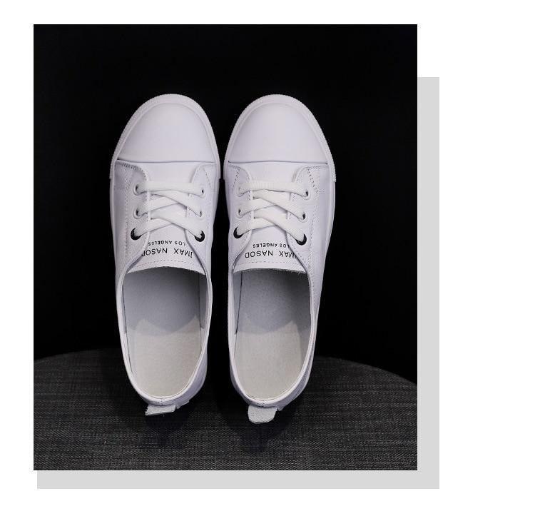 Women's Checkered Lace Up And Casual Sneakers