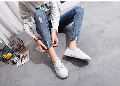 Women's Checkered Lace Up And Casual Sneakers