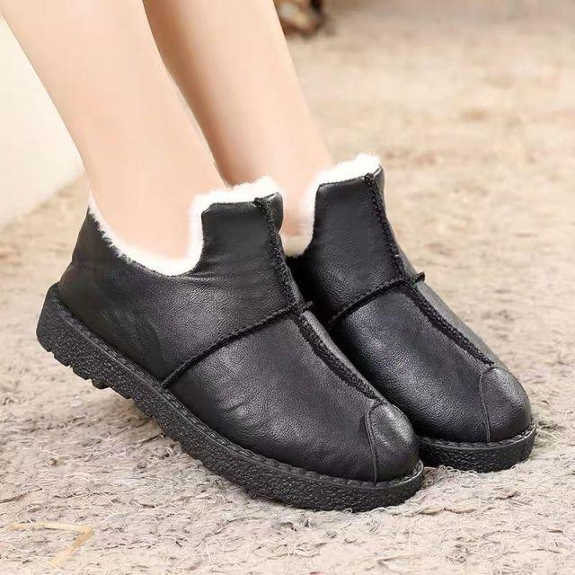 Winter boots Stevvex black plush-lined waterproof leather exterior and non-slip sole on Tampa Home & Garden Store