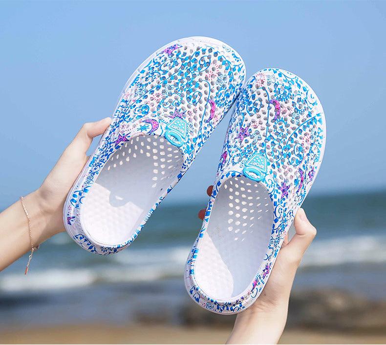 Stevvex women's casual slip-on beach sandals, white with blue print, quick-dry pair on Tampa Home & Garden Store