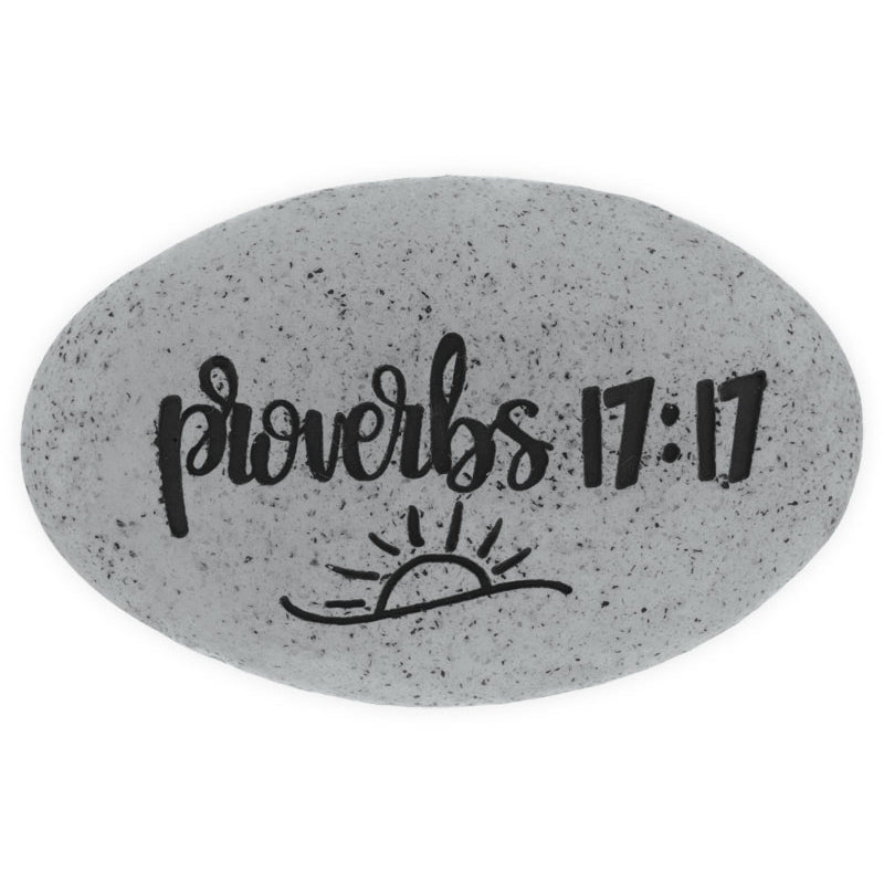 Piedra del Proverbio - Un amigo ama en todo momento