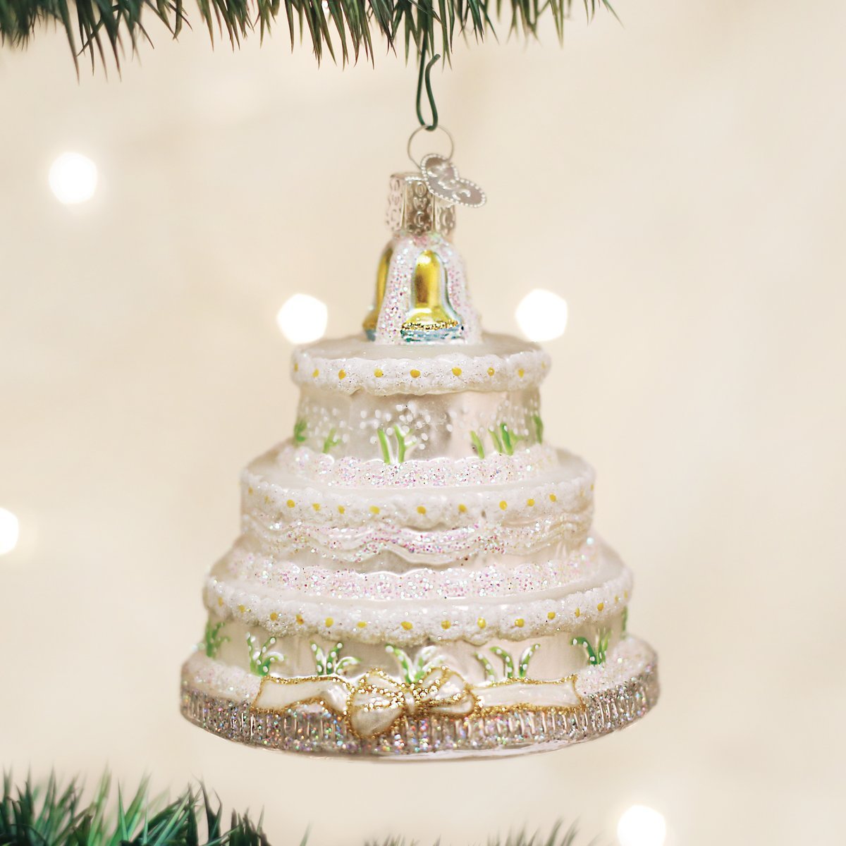 Ornement en verre soufflé représentant un gâteau de mariage de Noël à l'ancienne