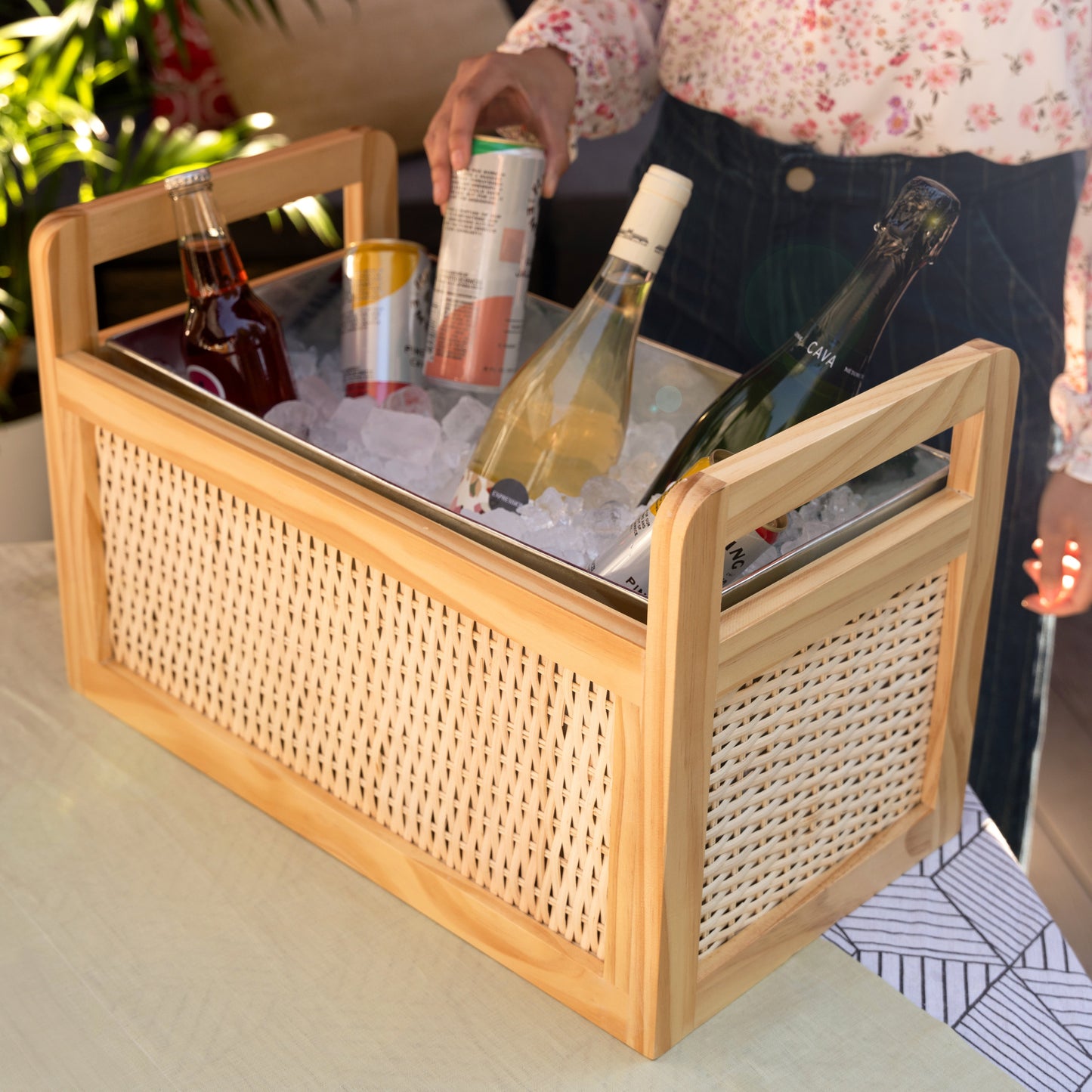Heavy Wood and Rattan Ice Drink Cooler Tub