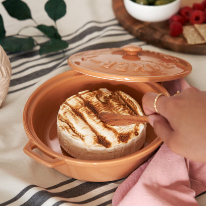 Terra Cotta Brie Baker With Lid And Spreader